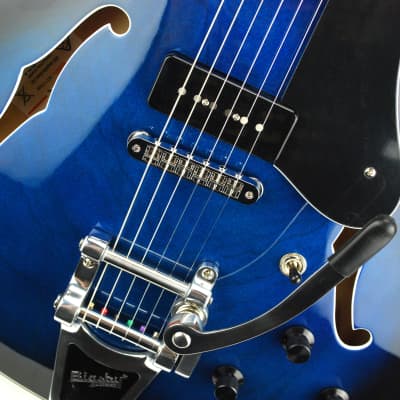 Vox Bobcat V90B with Bigsby - Sapphire Blue (SNR-0127) image 2