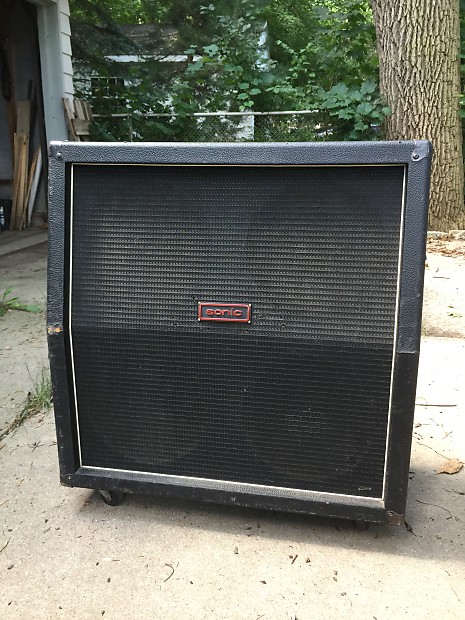 Sonic shop guitar cabinet