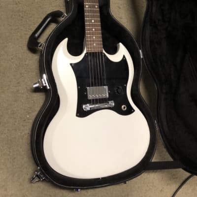 Gibson Melody Maker SG 2011 - 2013 - Satin White with 498T  Hard Case and Adjustable Bridge Included for sale