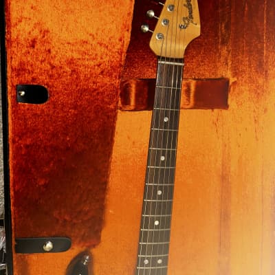 Fender American Vintage '65 Stratocaster 2013 - 2016 - 3-Color Sunburst image 2