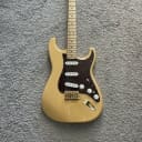 Fender Deluxe Stratocaster 2014 MIM Vintage Blonde Maple Neck Strat Rare Guitar