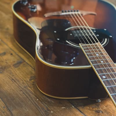 1980s (c) Fender Malibu Electro Acoustic Guitar in Violin Burst image 5