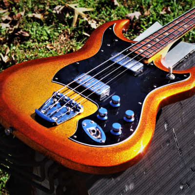 Hagstrom F400 1972 Honey Goldburst Metalflake.  Refinished. Excellent Player. Short neck bass. FAST. image 4