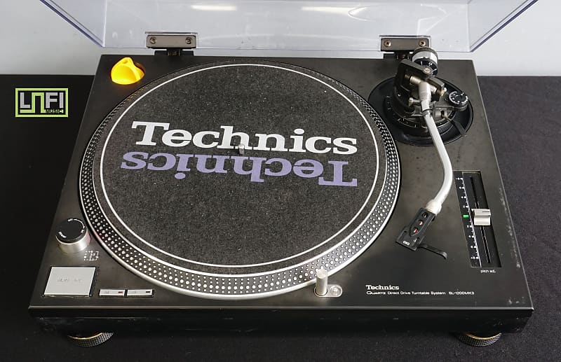 Technics SL-1200 MK3 Black Professional DJ / Listening Turntable