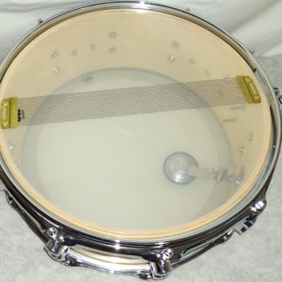 DW  PERFORMANCE Snare Drum 14" 10 lugs natural maple lacquer image 11