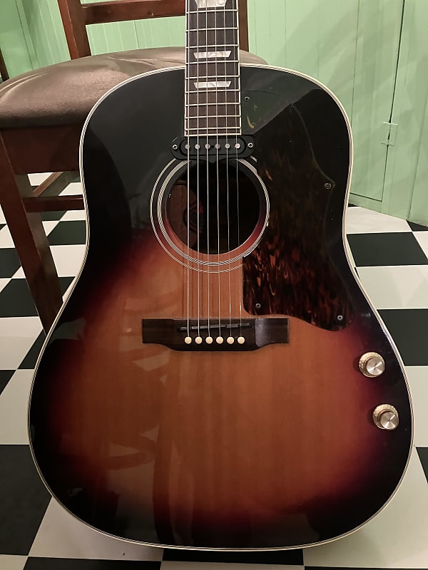 Greco J600E (Gibson J160E John Lennon Guitar)