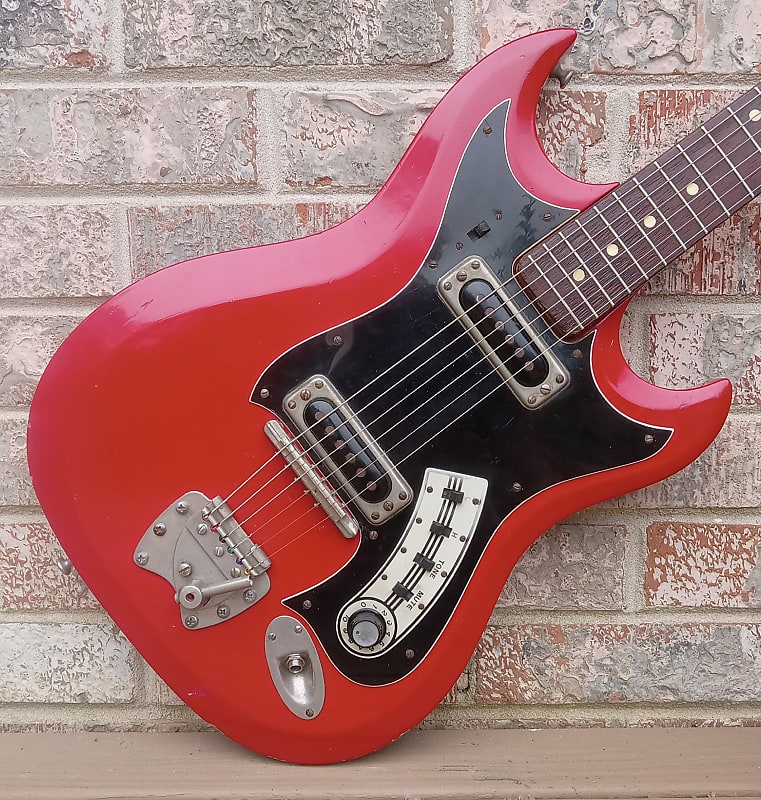 Vintage 1966 Hagstrom II Electric Guitar w/ Fender Gig Bag