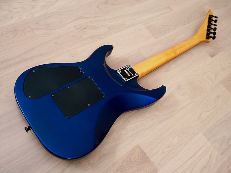 80年代　日本製　シャーベル　ディンキー Charvel シャーベル 80年代 ディンキー 日本製 エレキギター 赤