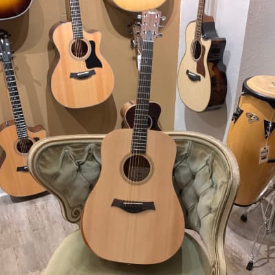 Taylor Academy 10 Acoustic Guitar w/ Bag image 3