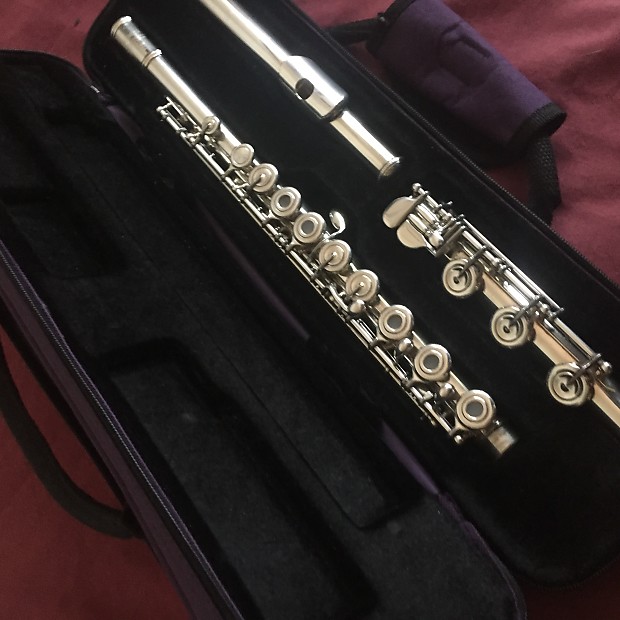 Yamaha YFL 581 925 Profesional Open Hole Flute in Solid Silver
