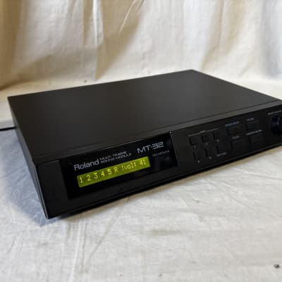 Roland MT-32 Multi-Timbre Sound Module w/ power supply LA Synthesis d50