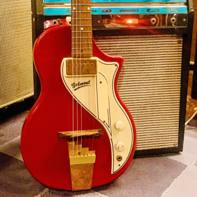 Supro Belmont 1957 - Red image 1