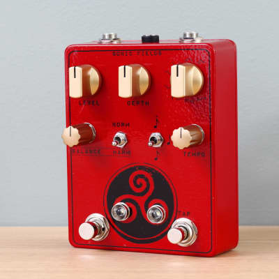Sonic Fields Holy Tremity tremolo image 2