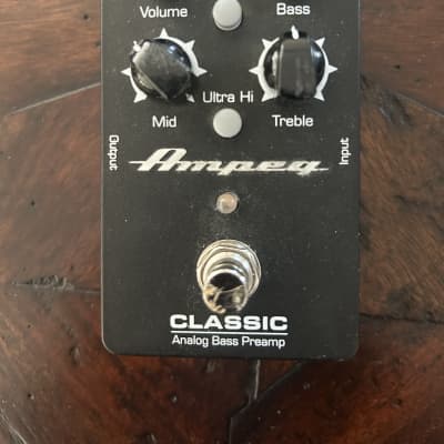 Ampeg Classic Analog Bass Preamp