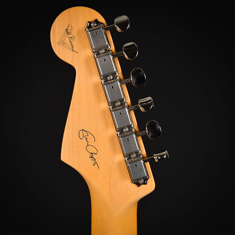 Fender Limited Edition Crossroads Centre 25th Anniversary