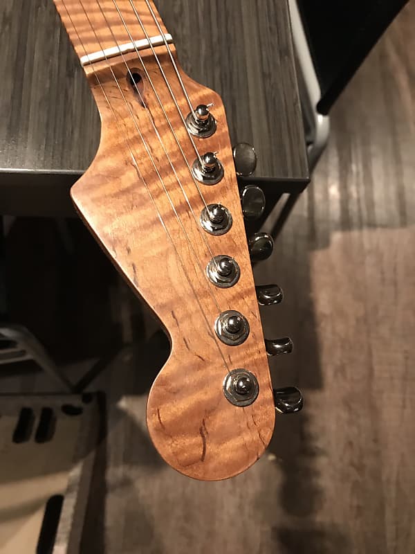 Warmoth Roasted Flame Maple Neck 2018