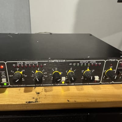 Drawmer DL241 Dual-Auto Compressor with XLR Connectors | Reverb