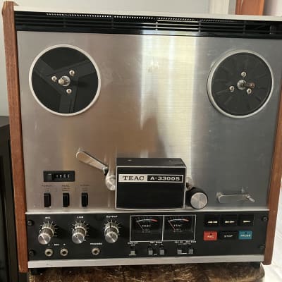 TEAC A-3440 1/4 4-Track Reel to Reel Tape Recorder 1970s - Silver