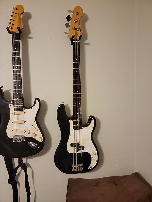 Fender Precision Bass 2000-2001 Black Made In Mexico | Reverb