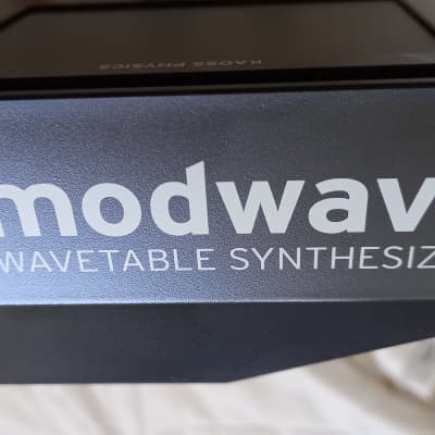 Korg  Modwave Wavetable Synthesizer (NEW) image 8
