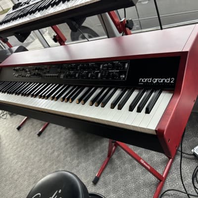 Nord Grand 2