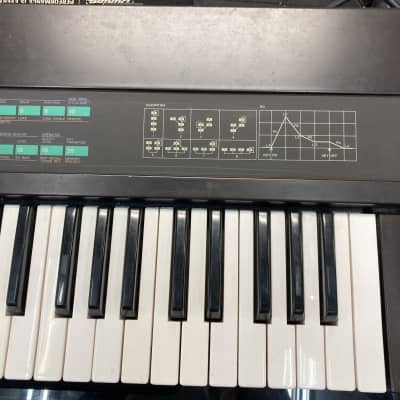 Yamaha DX9 Programmable Algorithm Synthesizer 1983 - Black image 3