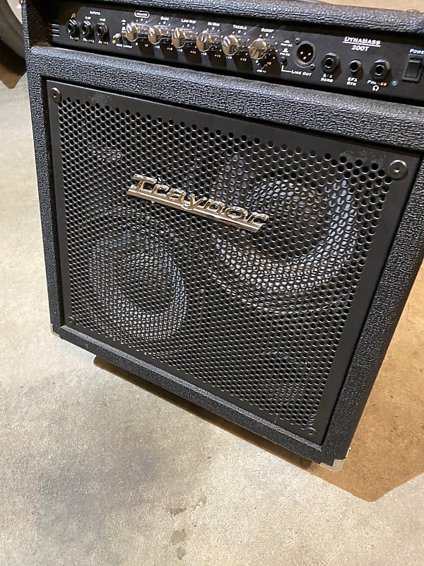 Traynor Dynabass 200T Bass Amp 2X10 Black image 1