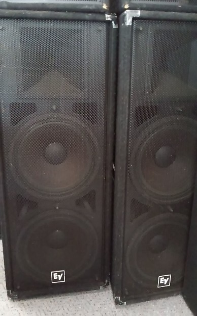 Used Electrovoice E V EV T252 PLUS PAIR Speaker Cabinet