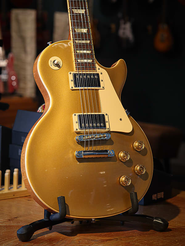 ギター Gibson L6 custom More Voices Than Hank Azaria - Premier Guitar