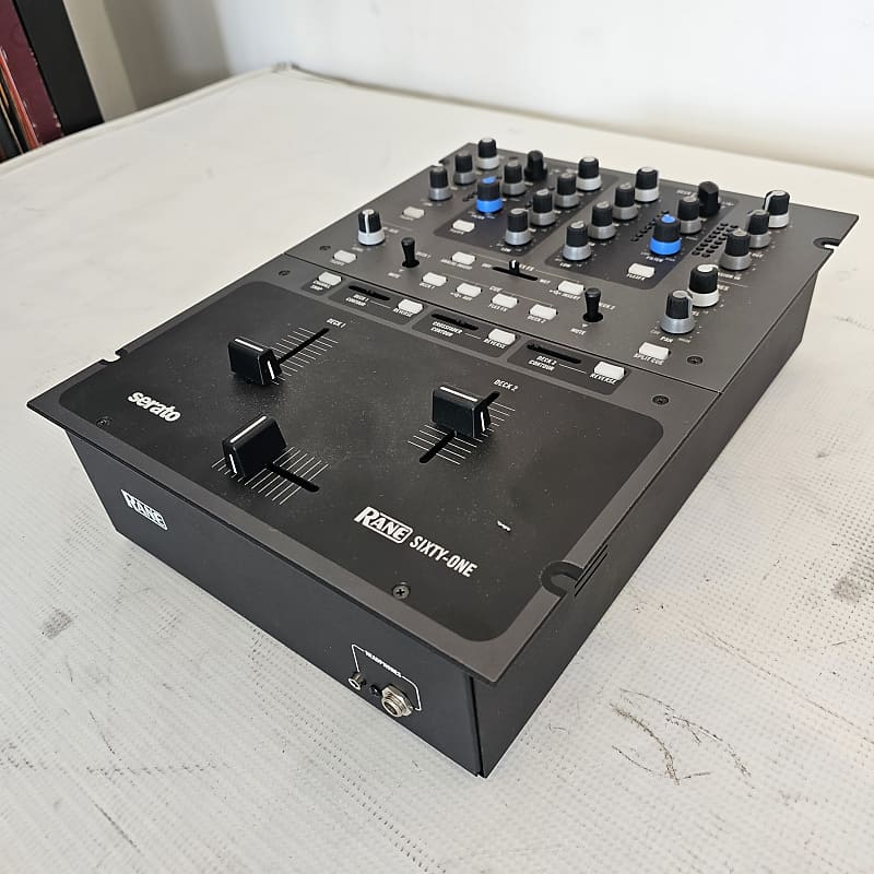 Rane Sixty-One DJミキサー Rane SIXTY-ONE Mixer for Serato Scratch Live | zZounds