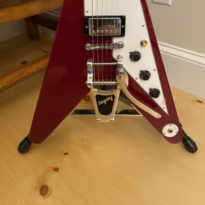 Gibson Lonnie Mack Signature Flying V 1993-1995 - Cherry image 2