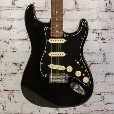 Fender Deluxe Stratocaster 2017 - 2019 | Reverb