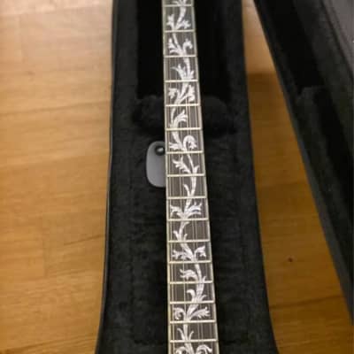 Bouzouki greek image 4