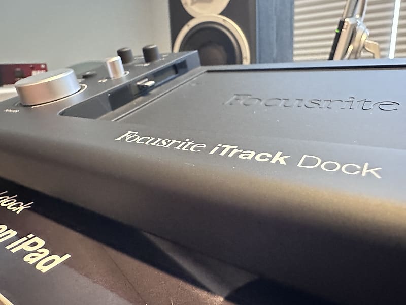 Focusrite iTrack Dock Mobile iPad Recording Interface