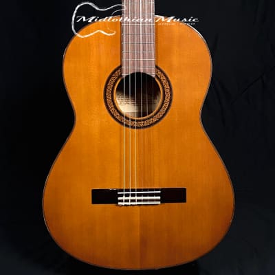 Yamaha G-225 Classical Acoustic Guitar - Natural Gloss Finish w/Case - USED image 2