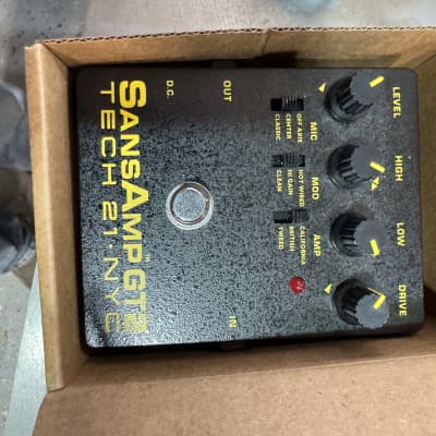 TECH 21 SANSAMP GT2 | REVIEW - Guitar Interactive Magazine