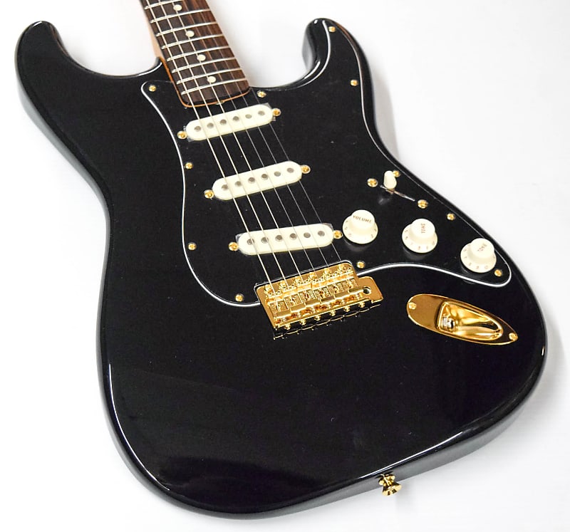 Fender Limited Edition Made in Japan Midnight Stratocaster