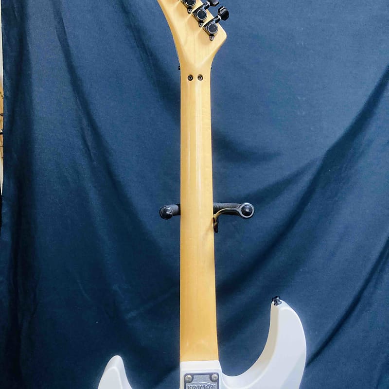 Kramer JK3000 1980's White Made in Japan Vintage w/Gig bag