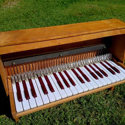 chromatic toy piano Michelsonne Paris 37 keys - very good sound ! image 2