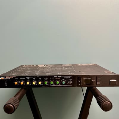 Roland DEP-3 - Gearspace