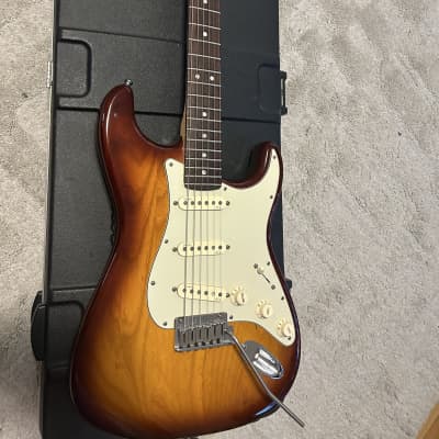 Fender American Deluxe Stratocaster Ash with Rosewood Fretboard 2011 - 2016 - Tobacco Sunburst for sale
