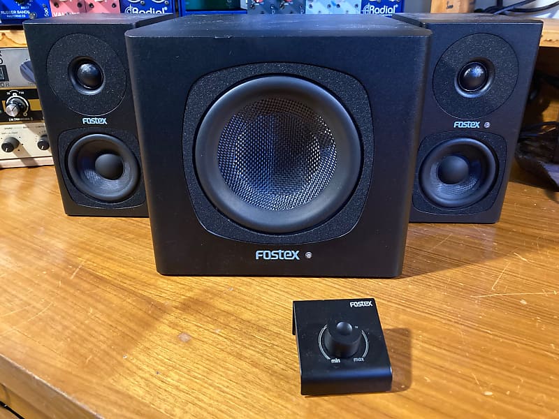 Fostex 3" Powered Monitors (PM0.3) & 5" Powered Subwoofer (PM-SUBMini)  w/ PC-1 Volume Control image 1