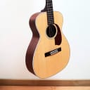 Guild USA M40 Troubadour Nat Concert Acoustic Guitar, All Solid  body, made in the USA, incl. case