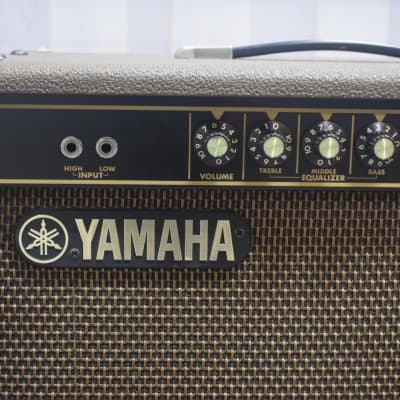 YAMAHA JX308 ベース用アンプ YAMAHA JX308 ベース用アンプ