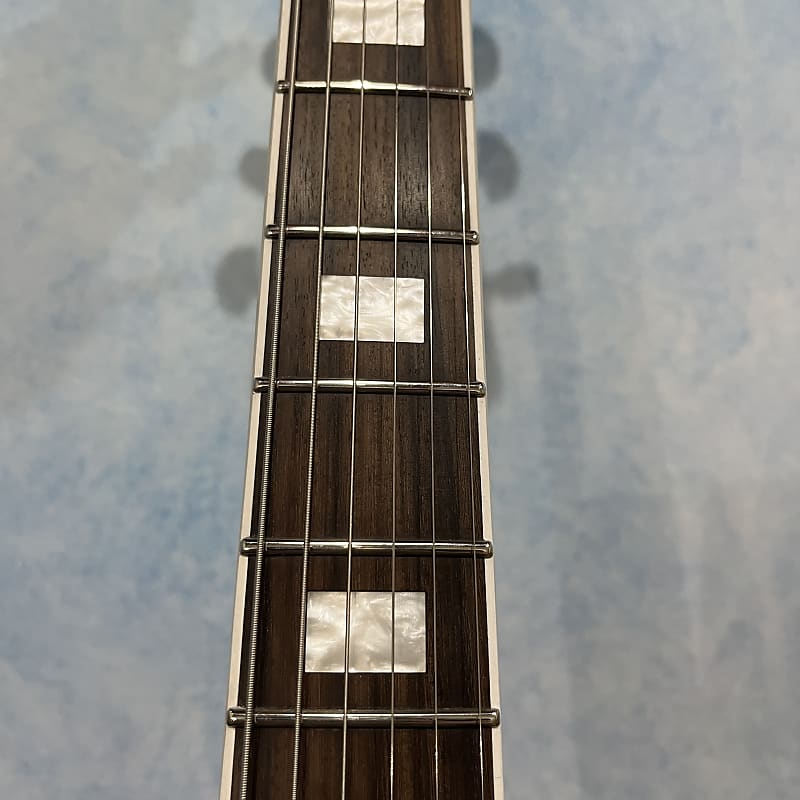 Edwards by ESP E-FV LTD Flying V 2023 Vintage White Made in
