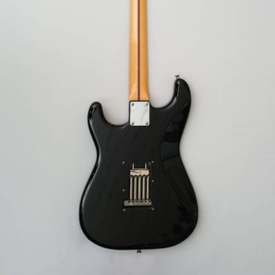 Squier E-series Stratocaster with Maple Fretboard (Made In Japan) 1983 - 1986 - Black image 9