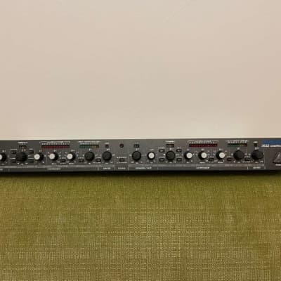 Alesis 3632 Dual-Channel Compressor / Limiter / Gate 2000s - Black image 1