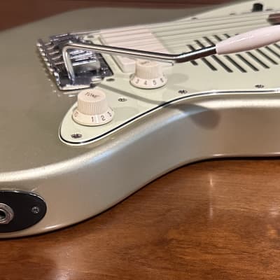 Fender JM-Champ Mini Jazzmaster MIJ with Built In Speaker | Reverb