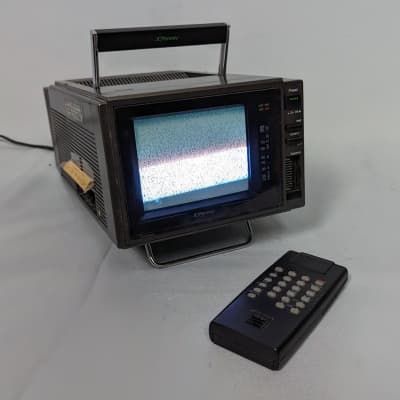 Vintage JCPenney Portable Color CRT TV 685-2101 - Retro Gaming image 4