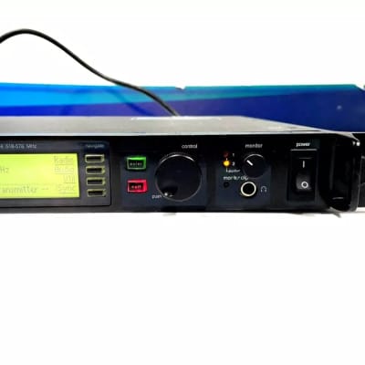 Shure UR4D Dual H4 Wireless Receiver W/(1)UR2 Handheld Transmitters #2420 (One) image 2
